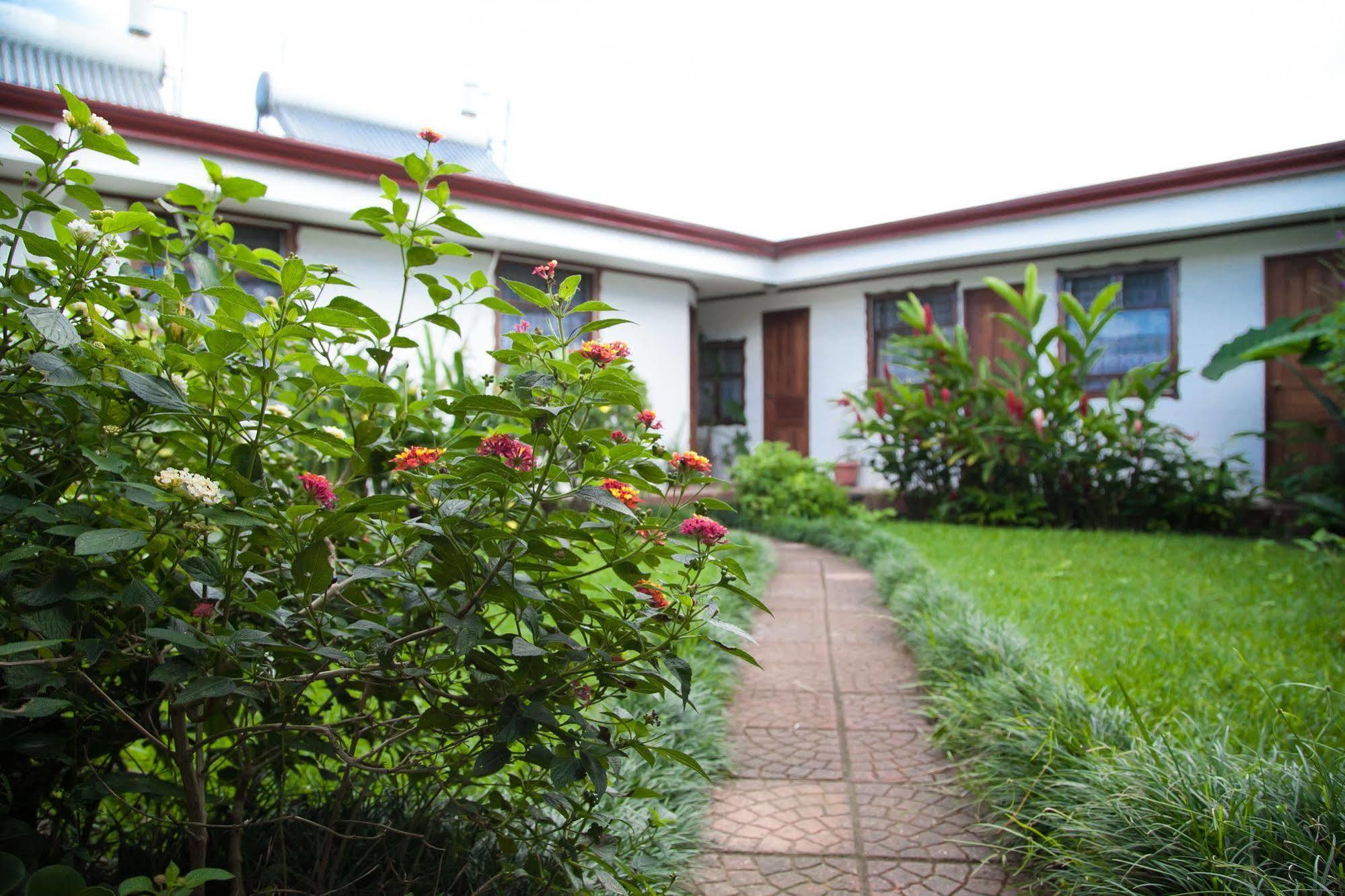 Casa Kibi Kibi Hotel San Jose  Exterior photo